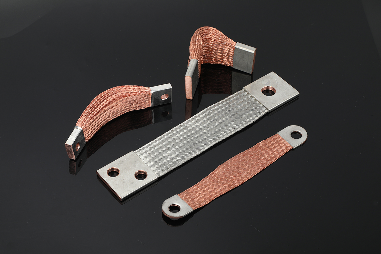 ເປັນຫຍັງ Copper Braided Tape ເປັນຕົວເຊື່ອມຕໍ່ທີ່ມີຄວາມຍືດຫຍຸ່ນໃຊ້ໃນການຕິດຕັ້ງອຸປະກອນການຫັນເປັນ?